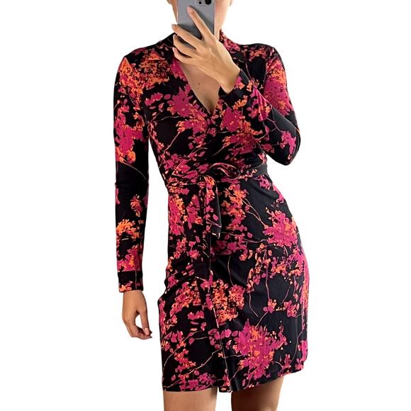 DVF Diane von Furstenberg Jeanne Silk Jersey Wrap Mini Dress Pink Floral 6 - Picture 10 of 10